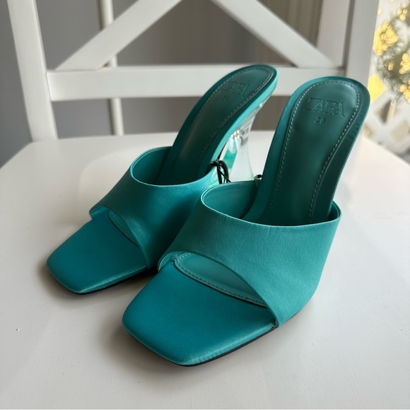 NWT Zara Aqua Blue Satin Mules with Clear Acrylic Heels - Bloggers Fave - Picture 4 of 12